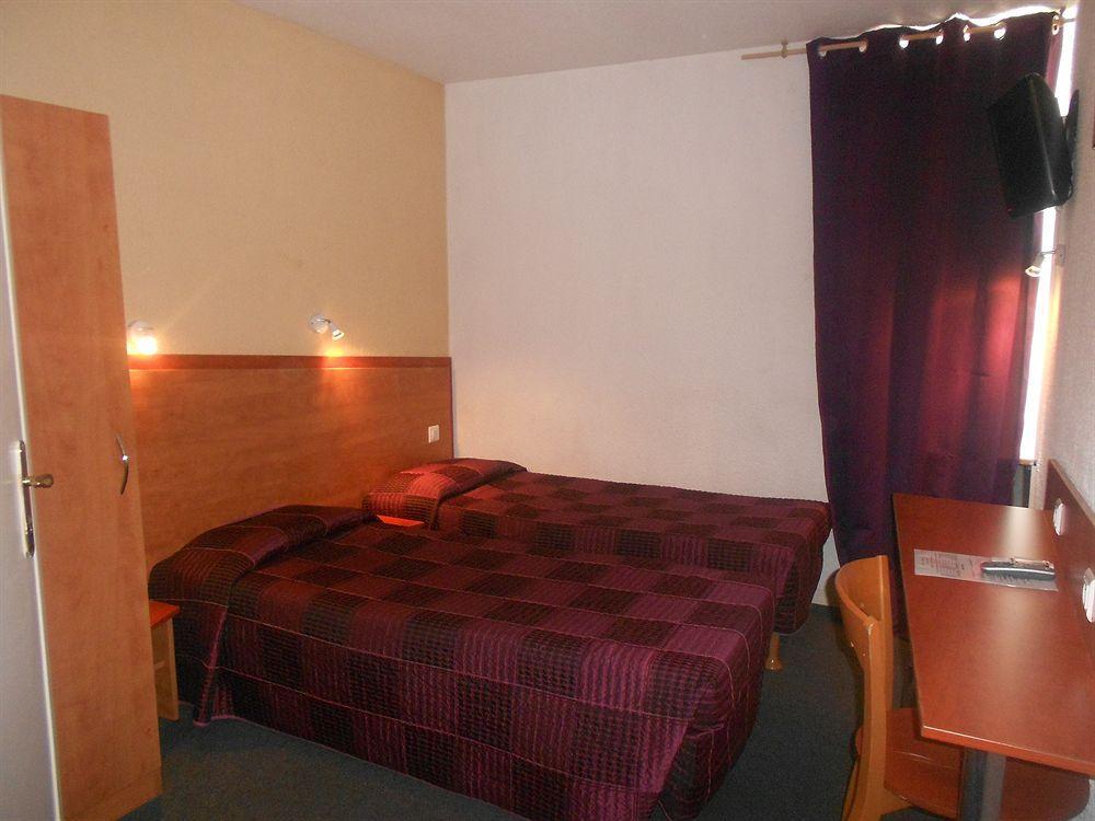 Confortel Avignon TGV Hotel Esterno foto